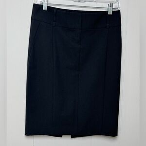 Express Women’s Classic Black Pencil Skirt Leopard Lining Front Zip Pockets Sz 2